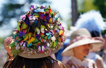 Esta semana se celebra en Ascot, al sur de Inglaterra, la tradicional y pintoresca carrera de caballos con la presencia de la realeza británica.