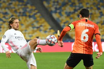 Modric y Stepanenko.