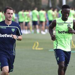 Boateng pasará por el quirófano: de cuatro a seis semanas fuera