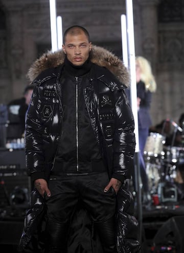 Jeremy Meeks durante su debut en la New York Fashion Week para Philipp Plein 