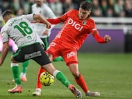 Peio Canales, del Racing, e Iván Morante, del Burgos.