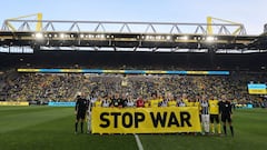 Gio Reyna regresa y George Bello es titular en Dortmund-Arminia