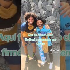 Niño se disfraza del ‘Chino’ Huerta, lo conoce y rompe en felicidad