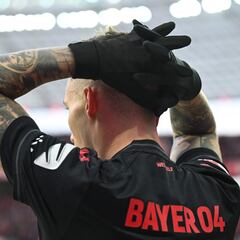 El ex del Barça que abandonó el club por la puerta de atrás se ha convertido en el defensa más goleador de Europa