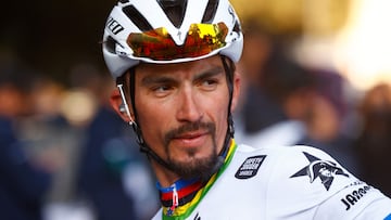 El ciclista franc¨¦s Julian Alaphilippe, tras una etapa en la Tirreno-Adri¨¢tico 2022.