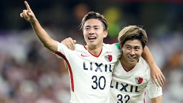 Los jugadores del Kashima Antlers, Hiroki Abe y Koki Anzai.