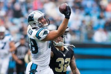 Es el mayor objetivo de Cam Newton por ello no es raro verle con partidos de m¨¢s de 100 yardas y anotaci¨®n. La jornada 3 enfrentaba a los Panthers con los Saints. Olsen termin¨® aquel encuentro con 134 yardas de recepci¨®n, en ocho balones atrapados, y dos TDs.