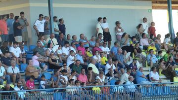 Imagen del graderío del estadio Sergio León en la preliminar de Copa