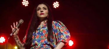¿Quién es Mon Laferte, la artista chilena de moda que llega a Viña?