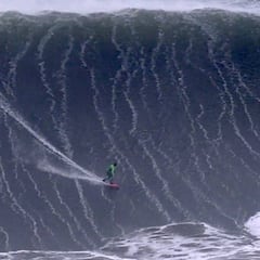 Tony Laureano, el primer niño que ha crecido en la ola más grande del mundo