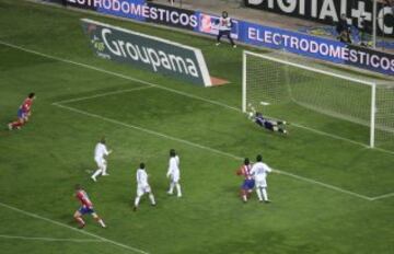 Durante el Derbi Madrileño en la temporada 2006/07, Torres marcó en 1-0 en el Calderón.