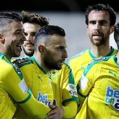 AEK Larnaca: el club chipriota que podría alinear a 11 futbolistas españoles