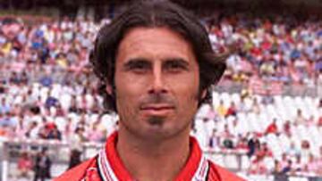 <B>NO RENOVARÁ.</B> Rafa Alkorta no renovará por el Athletic al final de temporada.