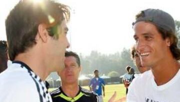 <b>MADRIDISTA. </b>Habló con los jugadores de su equipo favorito.