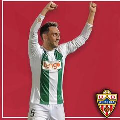 Sergio Aguza refuerza el centro del campo del Almería