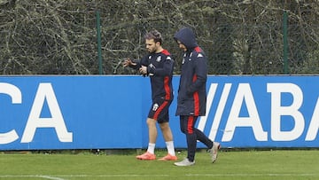 David Mella se tuvo que retirar del entrenamiento del Deportivo.