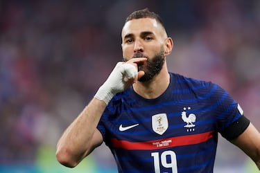 Partidos: 97 | Goles por partido: 0,38 | Goles: 37