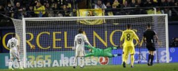 1-0. Trigueros marcó el primer gol. Keylor Navas.