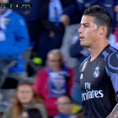 El enfado de James al ser cambiado por Isco en el 70'