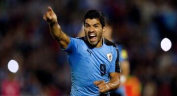 Uruguay le ganó a Venezuela 3-0 y sigue líder.