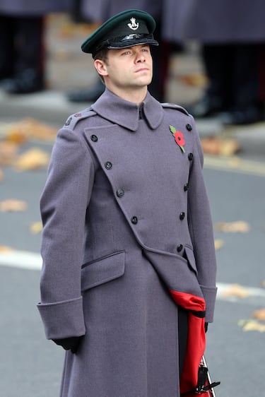 Ollie Plunket, ayudante de cámara de Camilla, durante la ceremonia anual del Domingo del Recuerdo en el Cenotafio de Whitehall, en Londres.