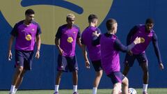 Possible Barcelona lineup against PSG with Lamine Yamal back in action