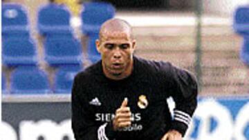 <B>EN PLENO SPRINT.</B> Ronaldo ultima su puesta a punto.
