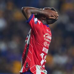 La increíble falla de 'Vitinho', era para poner un pie en la gran final