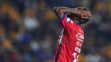 Vitor Ferreira Vitinho of San Luis during the Quarter final second leg match between Tigres UANL and Atletico de San Luis as part of the Liga BBVA MX, Torneo Apertura 2024 at Universitario Stadium on December 01, 2024 in Monterrey, Nuevo Leon, Mexico.