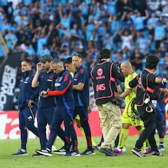 Día clave en la U: fin al ‘caso Álvarez’ y así se elegirá al nuevo entrenador