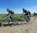 Boonen y Cancellara luchan contra el adoquín y la historia