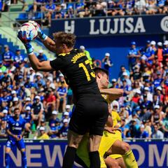 Jorgensen cambia los pitos por aplausos