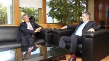 Ángel María Villar y Miguel Cardenal.