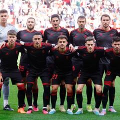 Aprobados y suspensos del Granada: Frustración en El Molinón