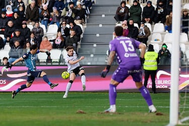 Aprobados y suspensos: Víctor Aznar, un punto de oro y muy poco fútbol