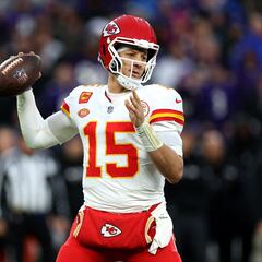 Patrick Mahomes quiere lanzar más pases profundos en 2024
