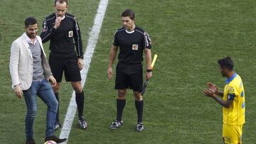 Sentido homenaje a Álvaro Domínguez en el Calderón