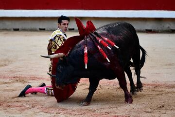 Alejandro Talavante, durante su faena de este martes en la Feria del Toro de Pamplona.