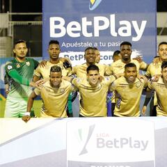 Orlando Berrío acerca a Águilas Doradas a la clasificación