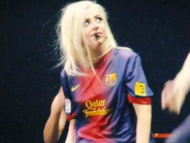 Lady Gaga, cantante, compositora, productora, bailarina, actriz, activista y diseñadora de moda estadounidense.