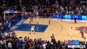 No es el año de LeBron: para ganar en el último suspiro y le hacen esto