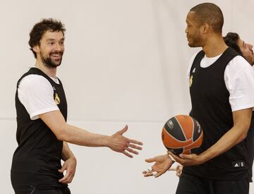 Sergio Llull y Randolph.  