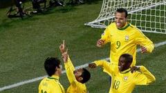 Robinho da la luz a Brasil