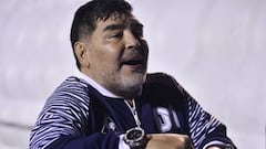 Maradona: “Seguro que me quedo hasta junio en Gimnasia”