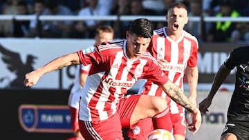 James Rodríguez en un partido de Olympiacos.