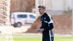 Pablo Hernández libera al equipo: “La presión es de otros; la ilusión, nuestra”