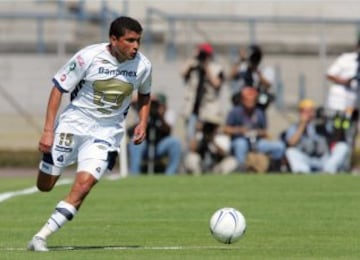 Jugó con Pumas del Apertura 2003 al Apertura 2006