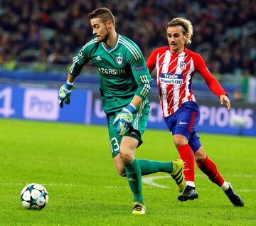 Griezmann y Sehic.