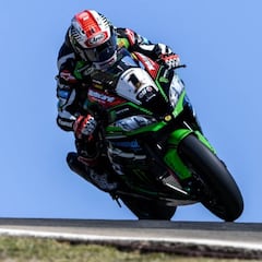 Rea completa el doblete en Portimao y se aproxima al título