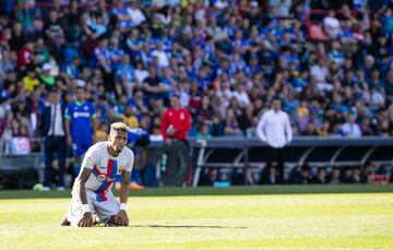 Raphinha has made headlines throughout the season for his reactions to being substituted.
 